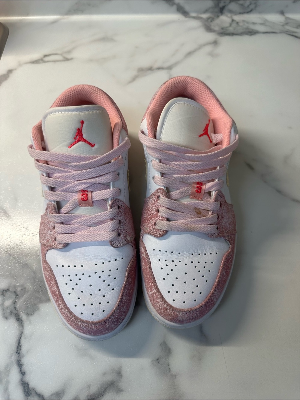 Nike Jordans - Picture 3 of 9